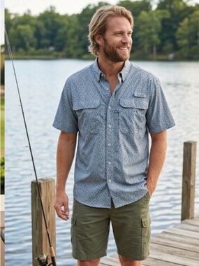 Woolrich Short-Sleeve Button-Up Shirt - Light Gray with Dark Leaf Print men’s LG